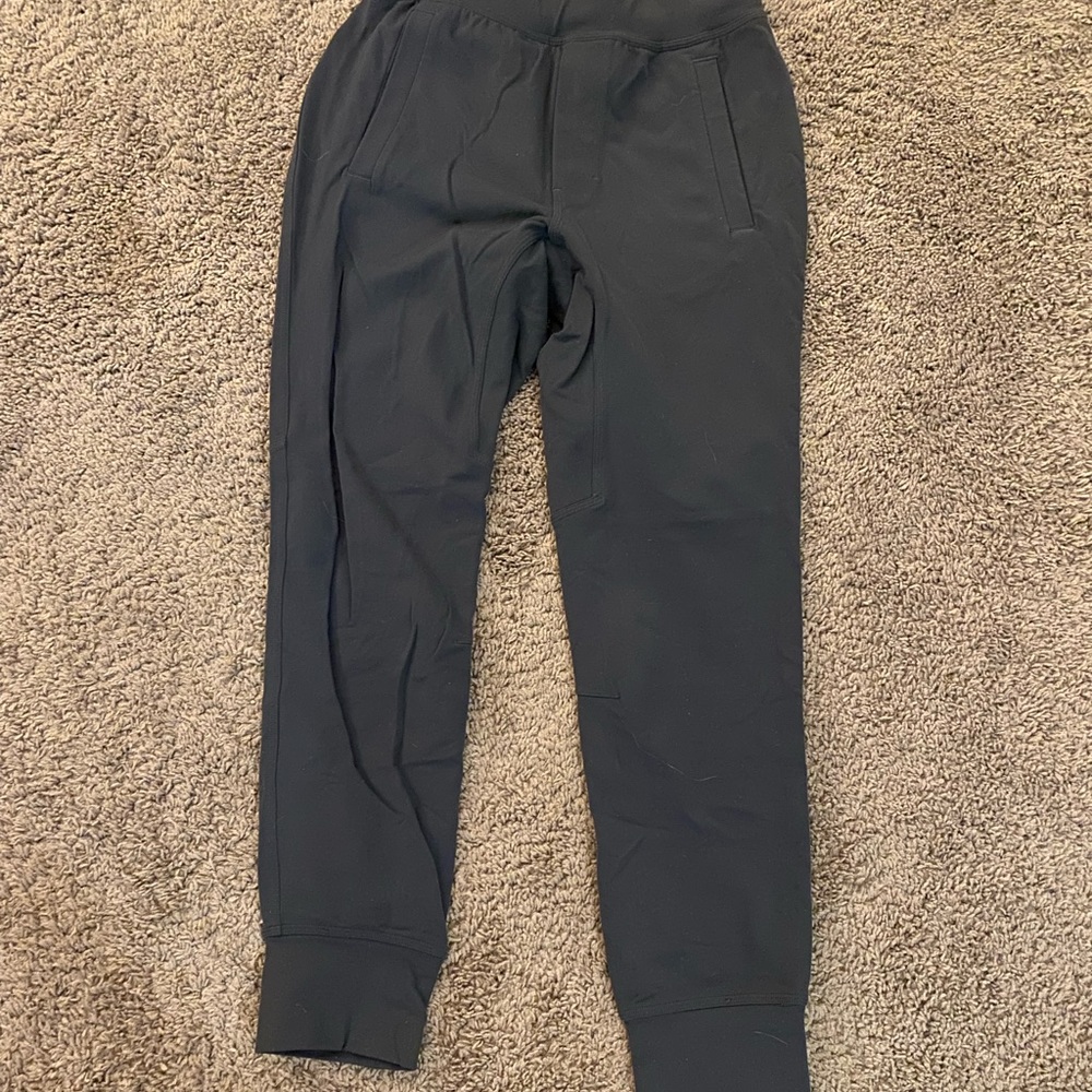 lululemon joggers
